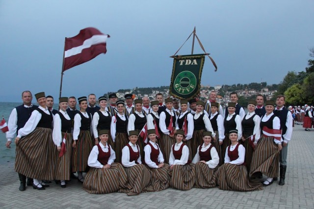 Brauciens uz Orhidas vilni